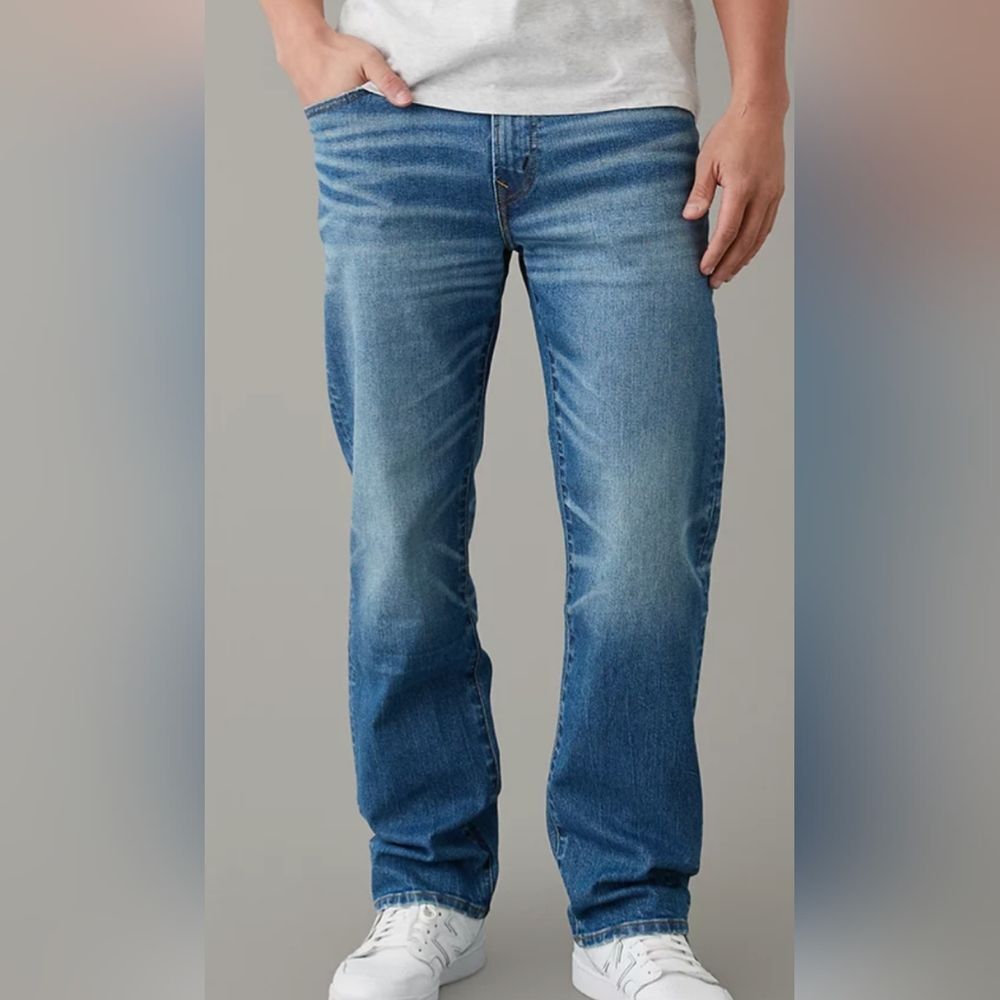 AE American Eagle Men's Relaxed Straight dark wash stretch Denim Jean size 31x30
